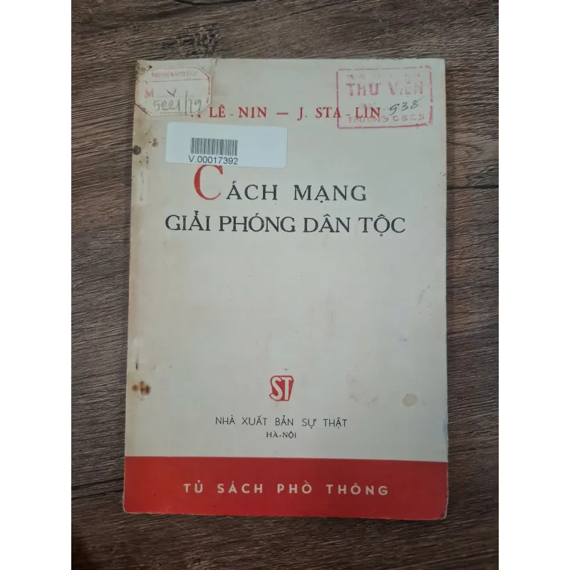 Cách mạng giải phóng dân tộc - Lê-nin, J. Sta-lin - Chính trị 728789