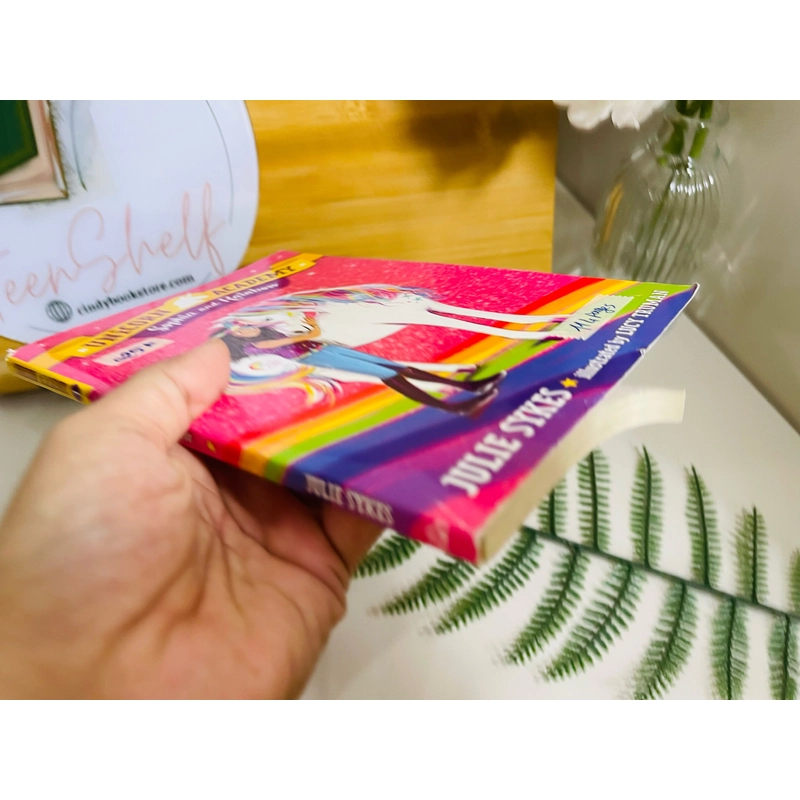 [Sách tiếng Anh 2hand] Like new 90% - Unicorn Academy: Sophia and Rainbow của Julie Sykes 489371