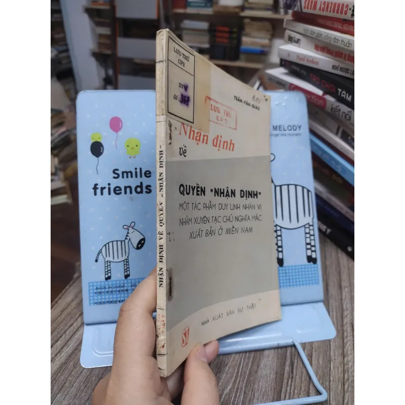 Sách: Quyển "Nhận định" một tác phẩm duy linh nhân vị nhằm xuyên tạc chủ nghĩa mác 657098