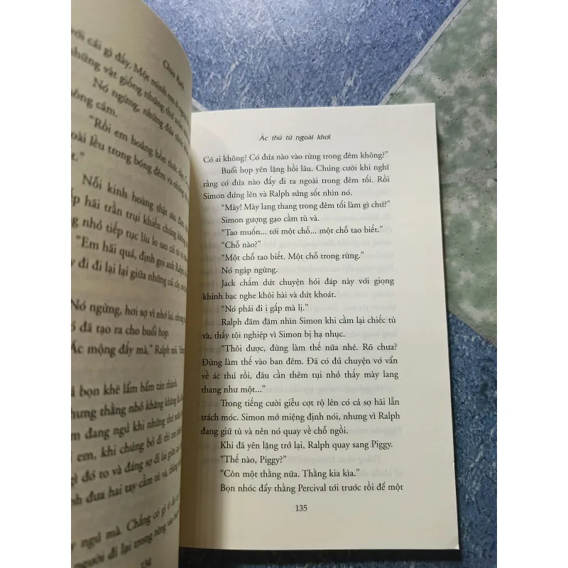 Chúa ruồi - William Golding 1025925