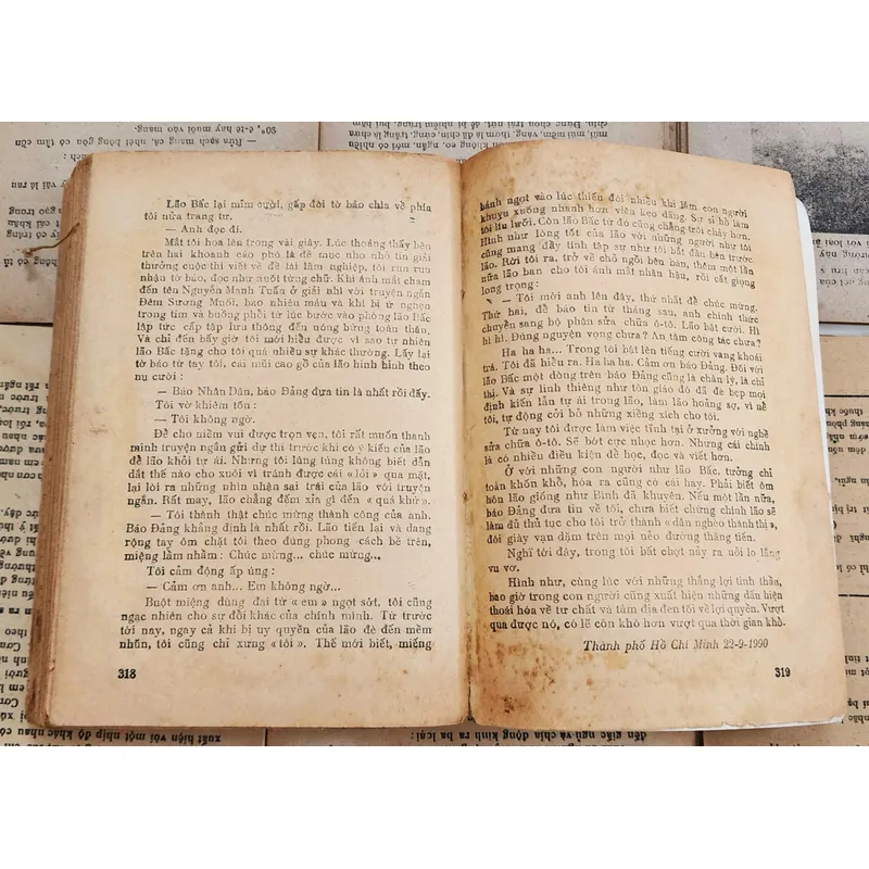 Tiểu thuyết NỀN MÓNG, tác giả Nguyễn Mạnh Tuấn 704999