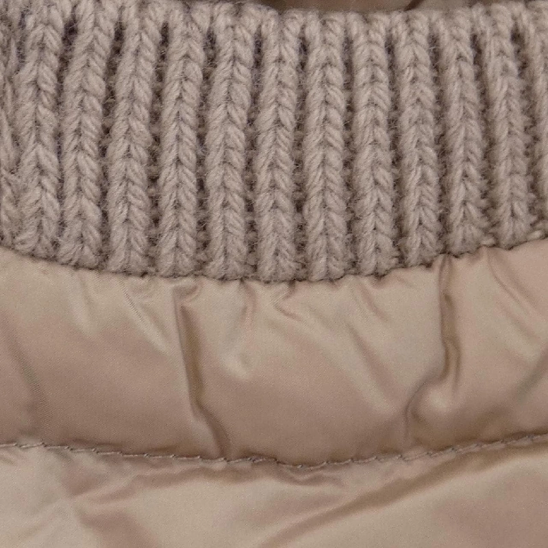 Áo khoác lông vũ MONCLER 642102