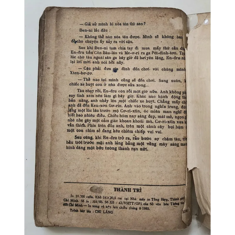 A. J. Cronin - THÀNH TRÌ 706658