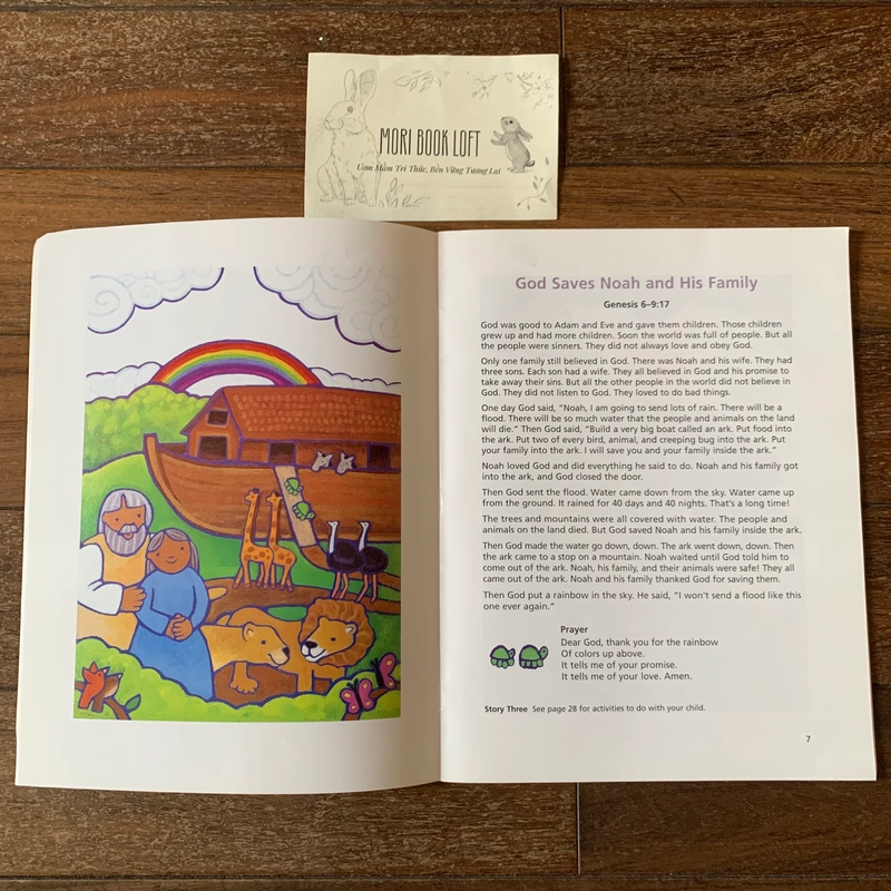 Sách tranh tiếng anh God Shows Us His Love: Twelve Stories for Three-Year-Olds, Used 478713
