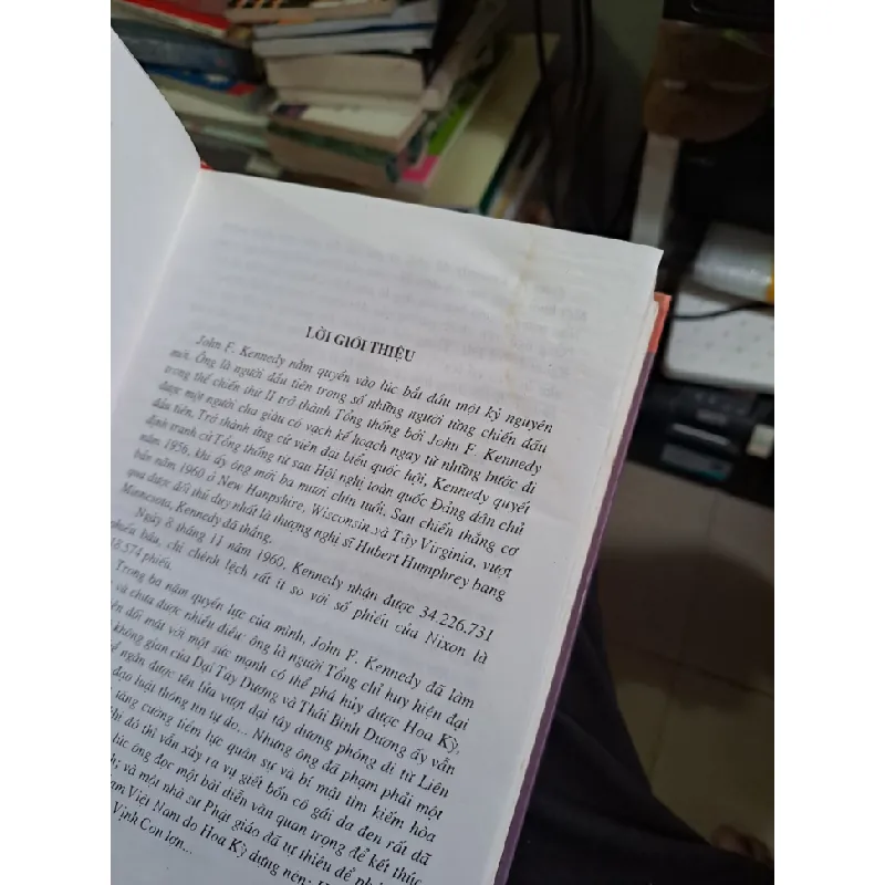 Một nhiệm kỳ tổng thống dở dang Bìa cứng 2004 mới 80% ố nhẹ, vết ẩm nhẹ LỊCH SỬ - CHÍNH TRỊ - TRIẾT HỌC VAVO1709 560183
