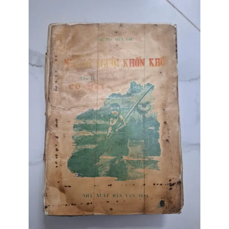 Những người khốn khổ – Victor Hugo (Tập 2) nxb Văn Hoá - bản in đầu 758992