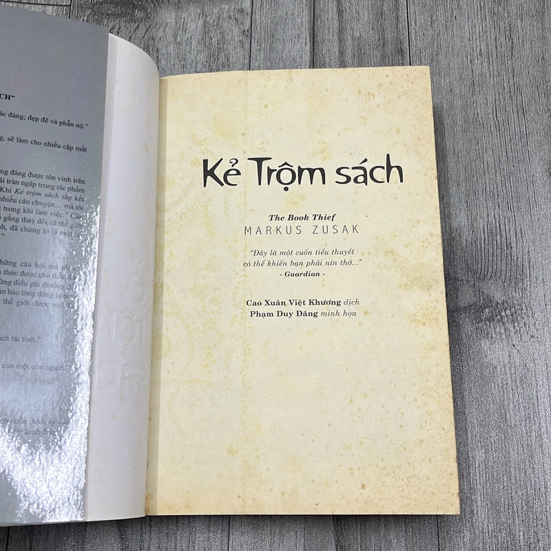 Kẻ trộm sách. 9b3 544966