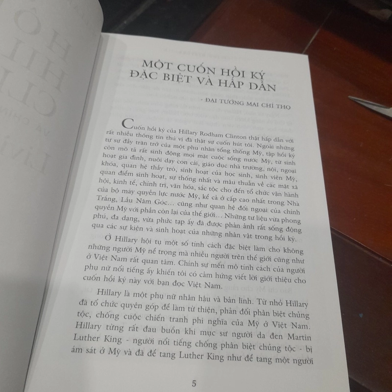 Hồi ký HILLARY CLINTON và chính trường nước Mỹ 308916