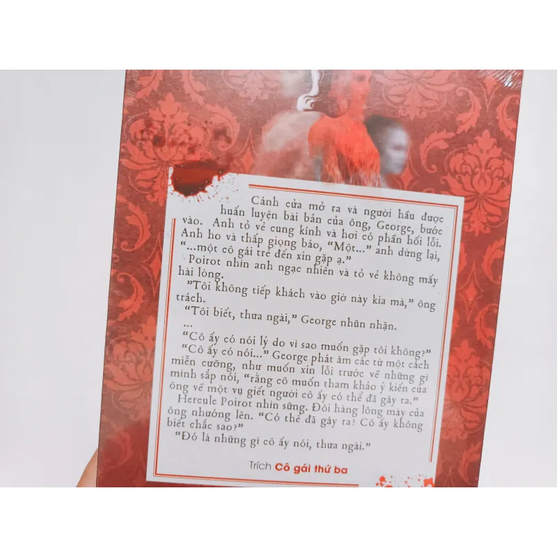 Cô Gái Thứ Ba - Agatha Christie 797307