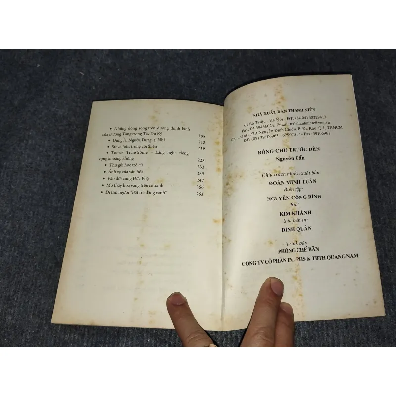 BÓNG CHỮ TRƯỚC ĐÈN 991052