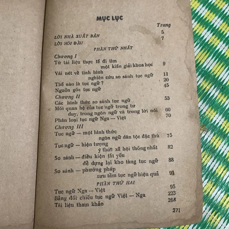 Tục ngữ Nga - Việt, Lê Đình Bích  1063276