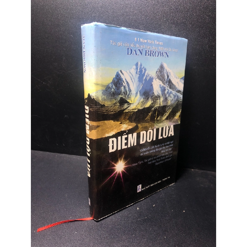 Điểm dối lừa bìa cứng Dan Brown năm 2014 mới 70% ố vàng rách nhẹ HCM2311 357854