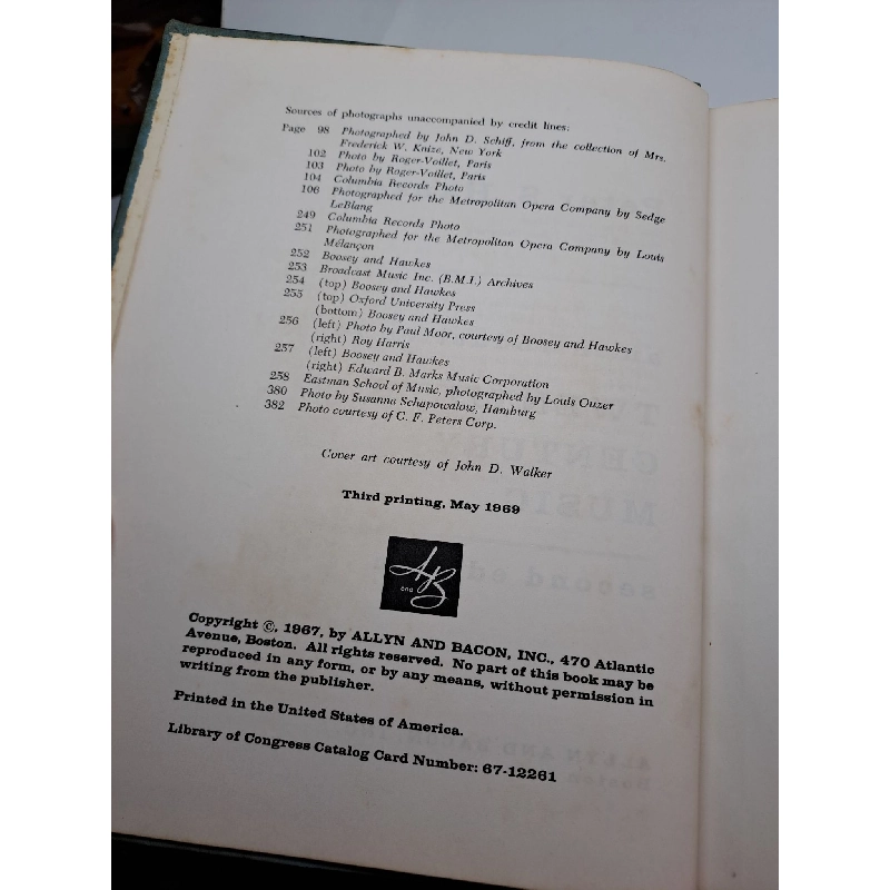 An introduction to twentieth century music - Peter S.Hasen 1969 mới 80% Sách kéo lụa HCM.ANTQ1309 714415