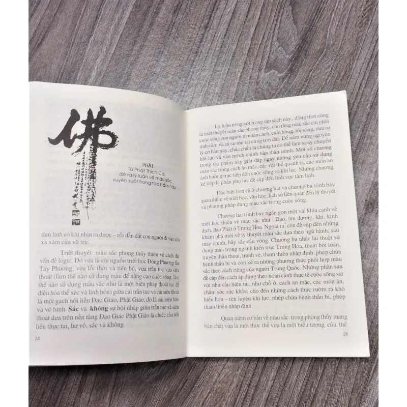 Sách - Nghệ thuật sử dụng màu sắc trong cuộc sống - Sách đẹp (A1) 563452