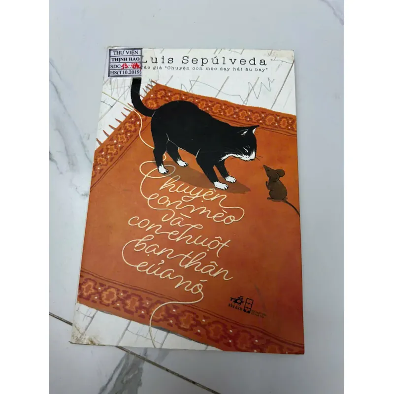 Chuyện con mèo dạy hải âu bay – Luis Sepúlveda 609656