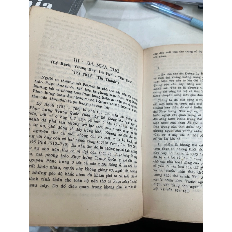 Phương Đông và phương Tây - N.Konrat 505278