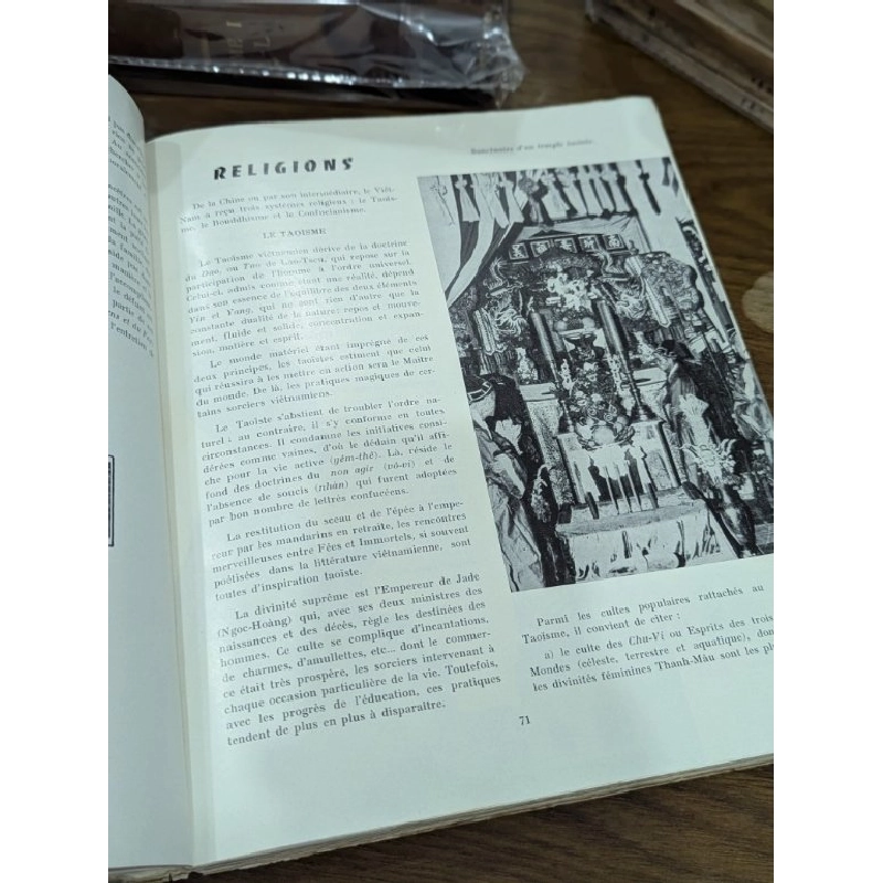 Việt Nam d'Hier et d'Aujourd'hui - THÁI VĂN KIỂM 527833