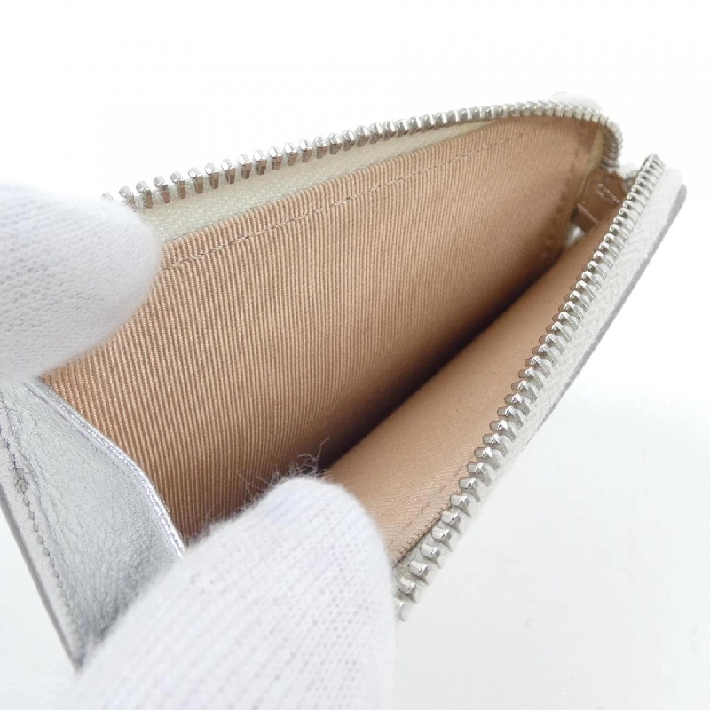 Ví thẻ ROGER VIVIER 655145