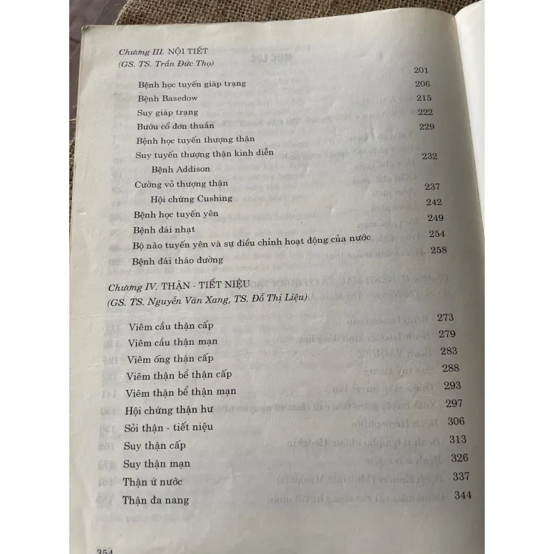 Bài giảng bệnh học nội khoa - 650 trang, khổ lớn  796439