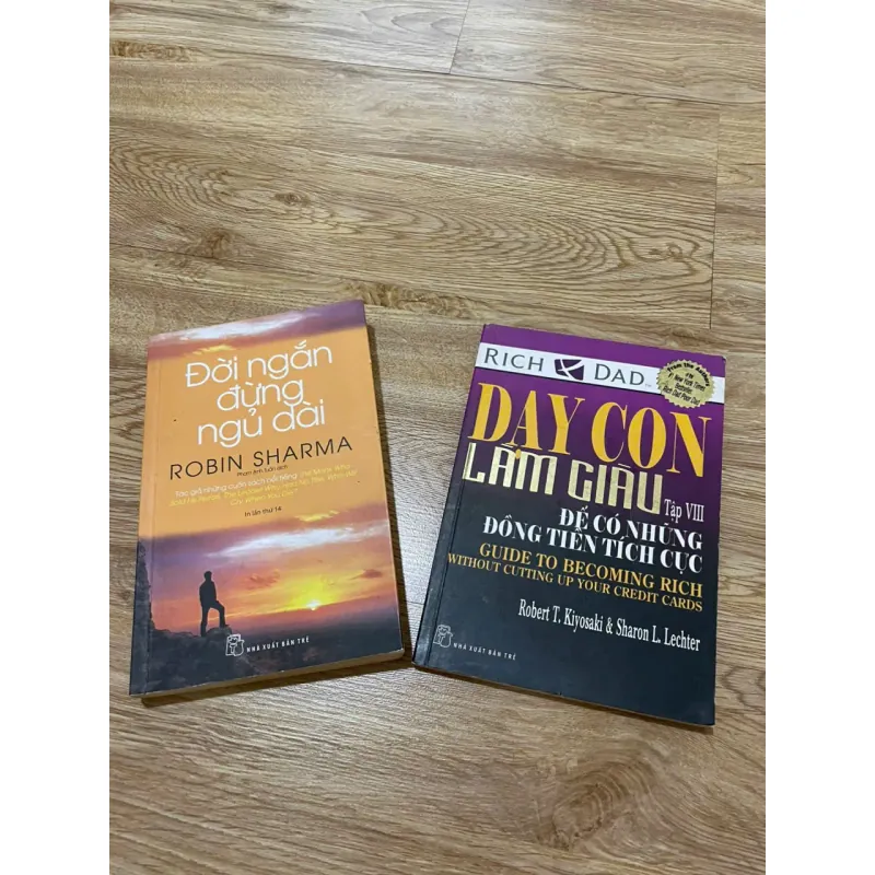 Combo 2 quyển sách Đời ngắn đừng ngủ dài & Dạy con làm giàu 682706