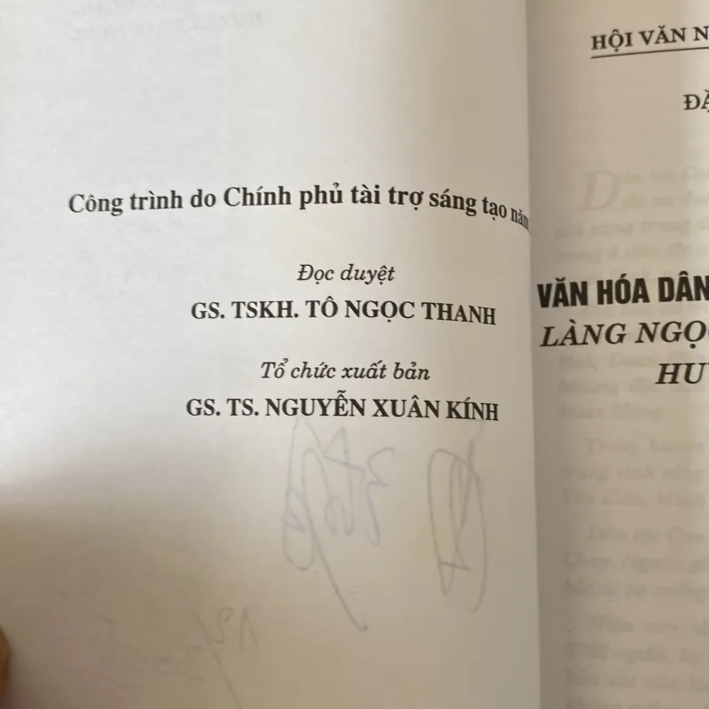 VĂN HÓA DÂN GIAN CỦA DÂN TỘC CAO LAN (XB 2005) 760357