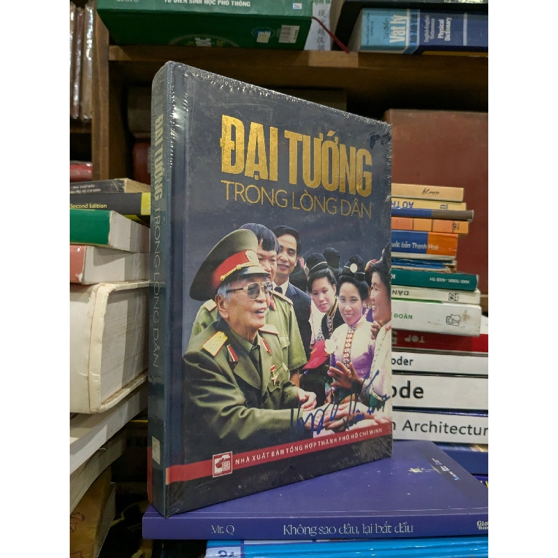 Đại tướng trong lòng dân 777110