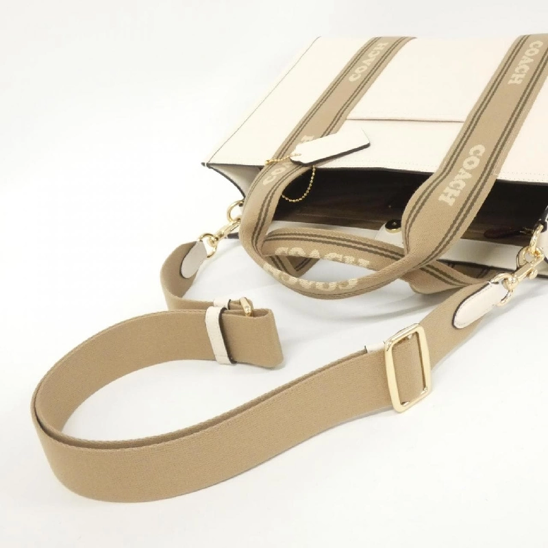 【Sản phẩm mới】Túi Coach CBM10 614015