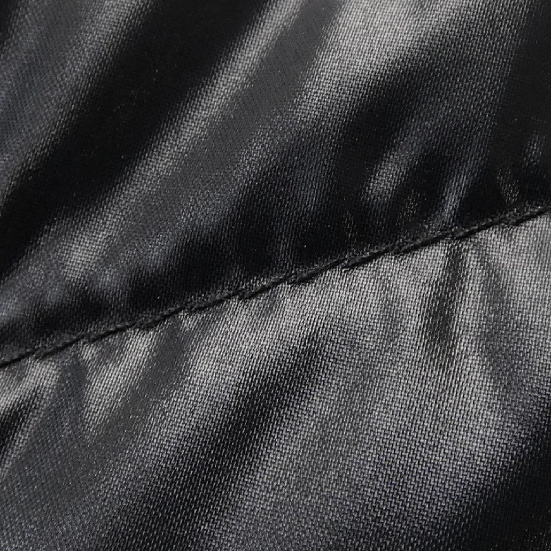 Áo khoác lông vũ MONCLER 640259