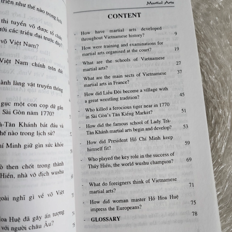 Võ dân tộc | Hữu Ngọc chủ biên | song ngữ Anh Việt 541977
