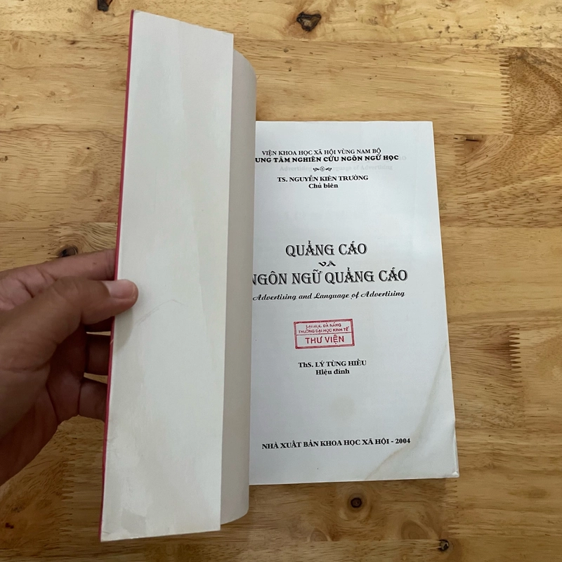 II Sách Kinh Tế: Quảng Cáo Và Ngôn Ngữ Quảng Cáo - TS. Nguyễn Kiên Trường - 2004 472470