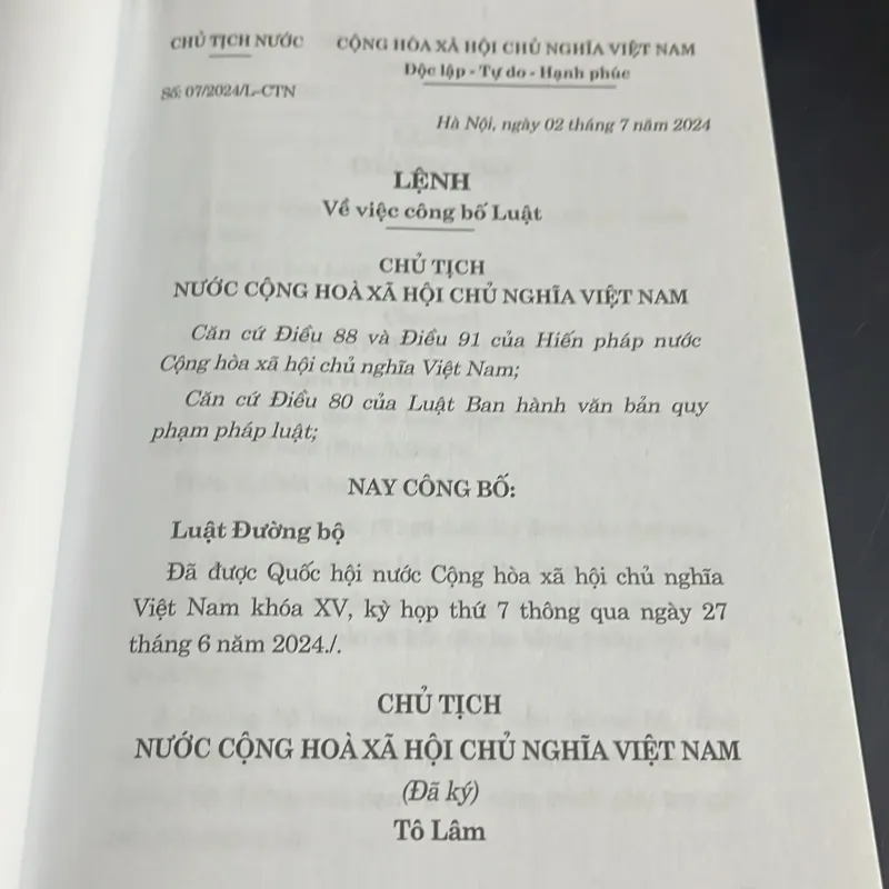 [pháp luật - chính trị] Luật Đường bộ 2024 1044718