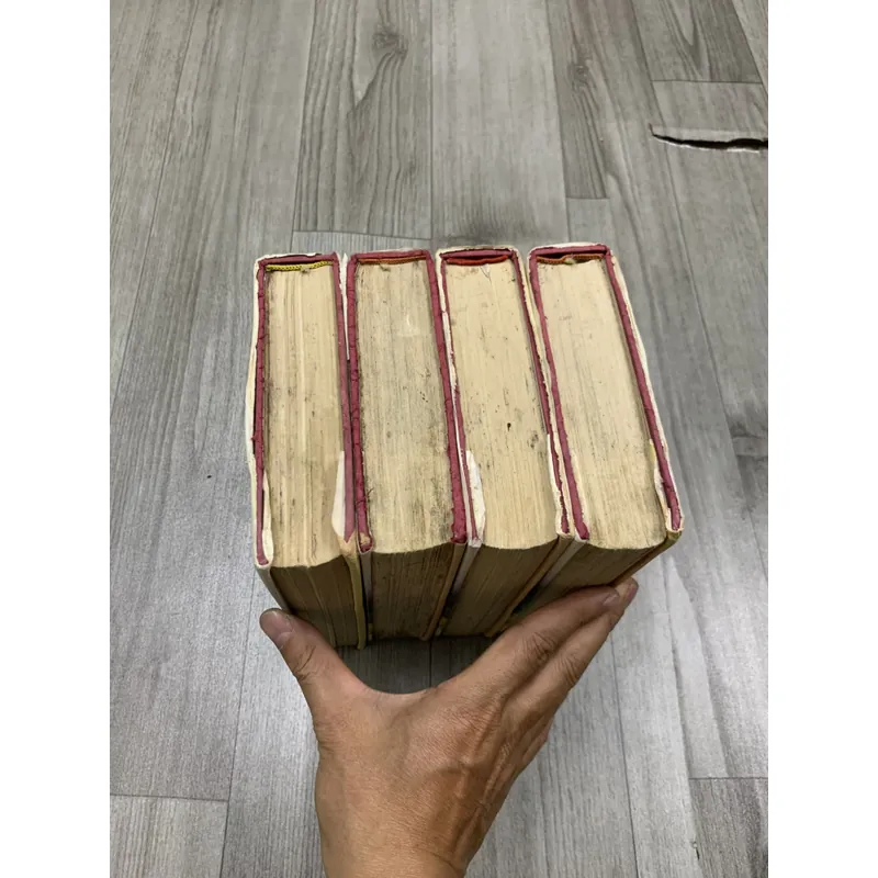 Thần điêu hiệp lữ - kim dung. Bộ 4 tập bìa cứng. 5b5 721177