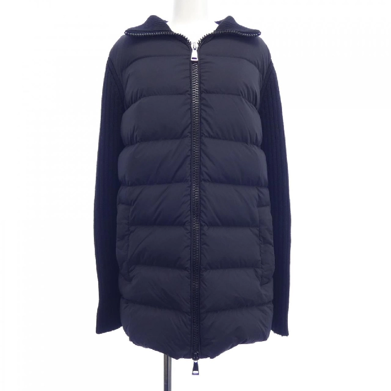 Áo khoác lông vũ MONCLER 642077