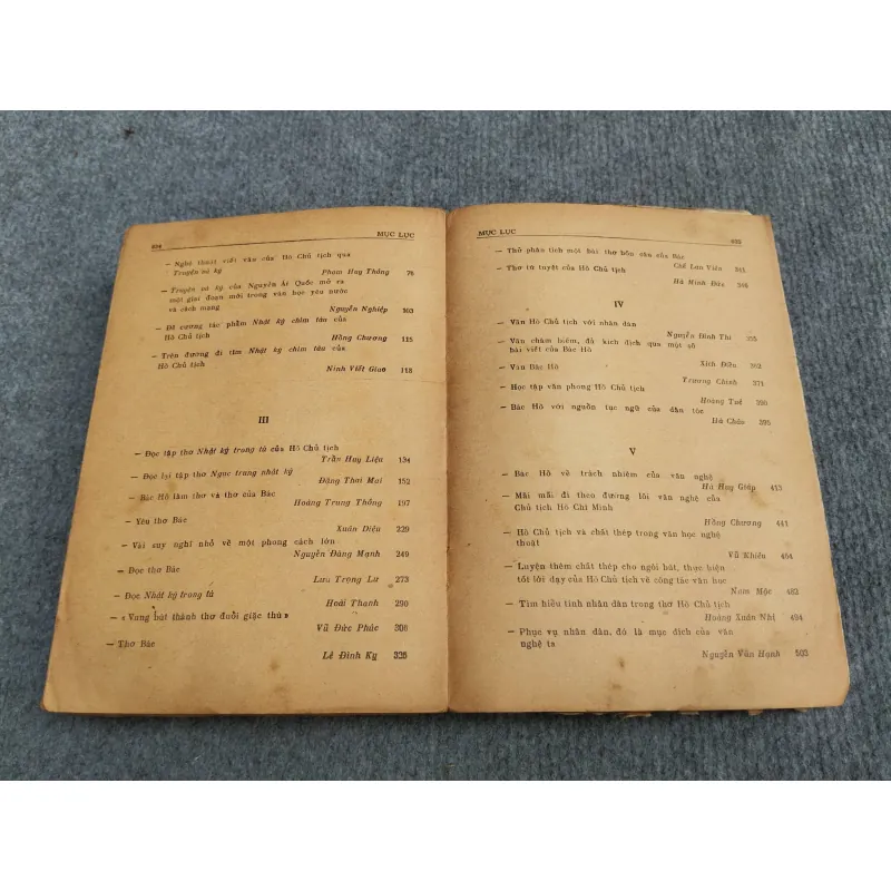 NGHIÊN CỨU HỌC TẬP THƠ VĂN HỒ CHÍ MINH 991040