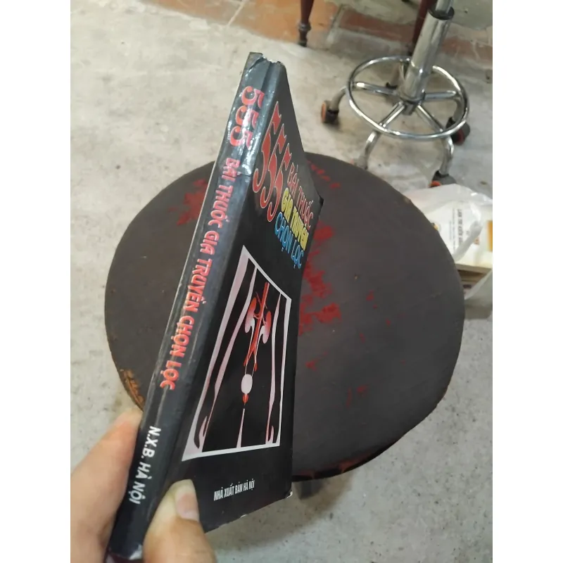 555 bài thuốc gia truyền chọn lọc  1020807