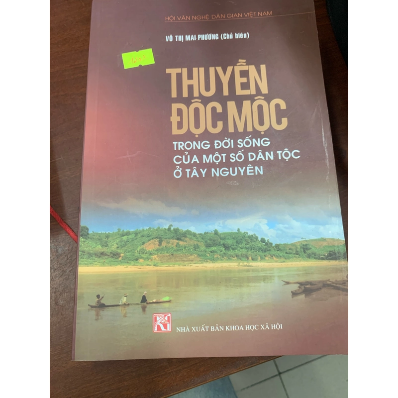 Thuyền độc mộc trong đời sống ở một số dân tộc ở Tây Nguyên  277574