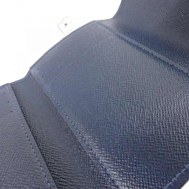 Ví nhỏ gọn dây chuyền Louis Vuitton Epi (LV Circle) M63518 621081