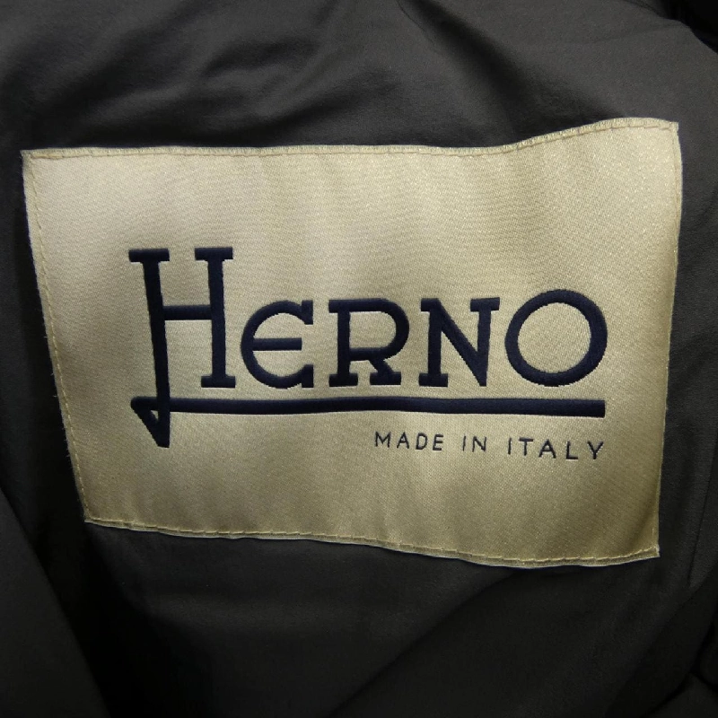 Áo khoác lông vũ Herno PI0848D - Hàng hiệu Authentic 818451