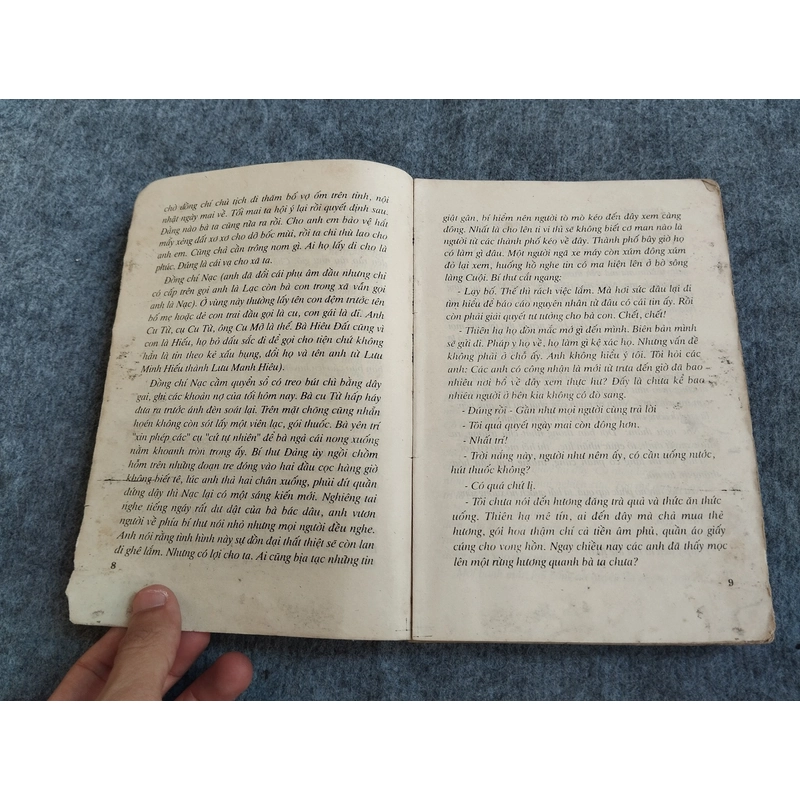 CHUYỆN LÀNG CUỘI - LÊ LỰU 545866