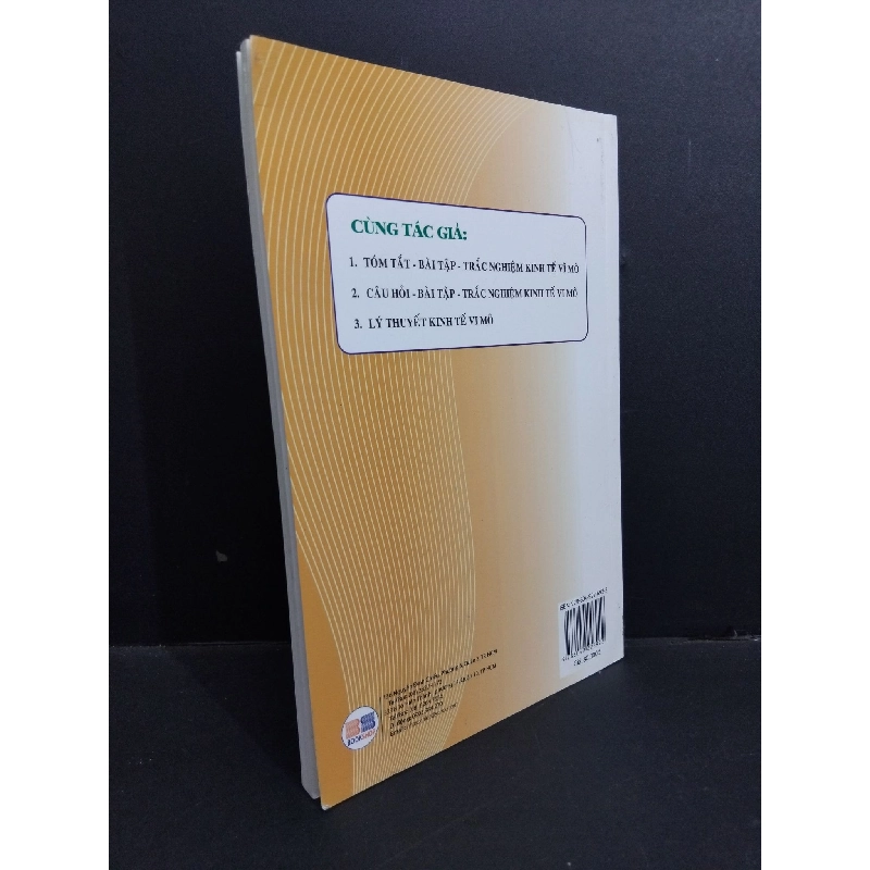 Kinh tế vĩ mô mới 90% ố nhẹ 2019 HCM2811 GIÁO TRÌNH, CHUYÊN MÔN 918198