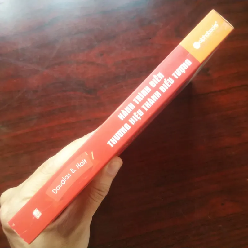 Hành Trình Biến Thương Hiệu Thành Biểu Tượng - Harvard Business School [Sách Marketing] 1019092