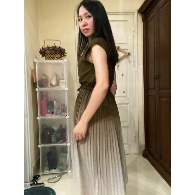 Váy thời trang size M màu xanh bộ đội loang đã qua sử dụng, chât mềm nhẹ mặc tôn dáng 470564
