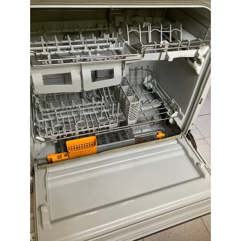 Máy rửa bát Panasonic NP-TR7 Nhật Bản 530681