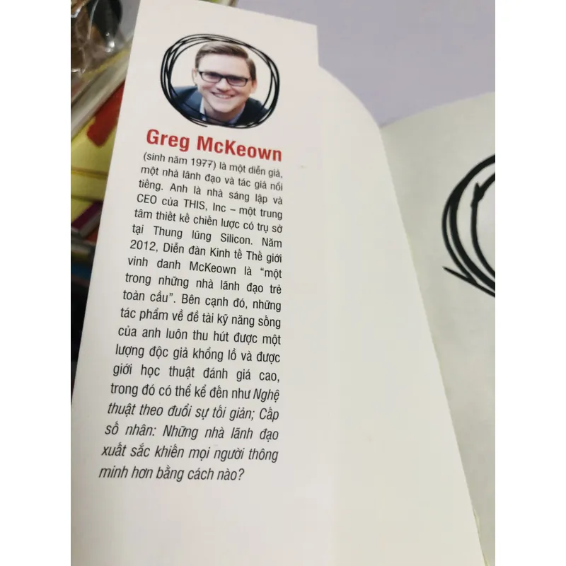 NGHỆ THUẬT THEO ĐUỔI SỰ TỐI GIẢN 597975