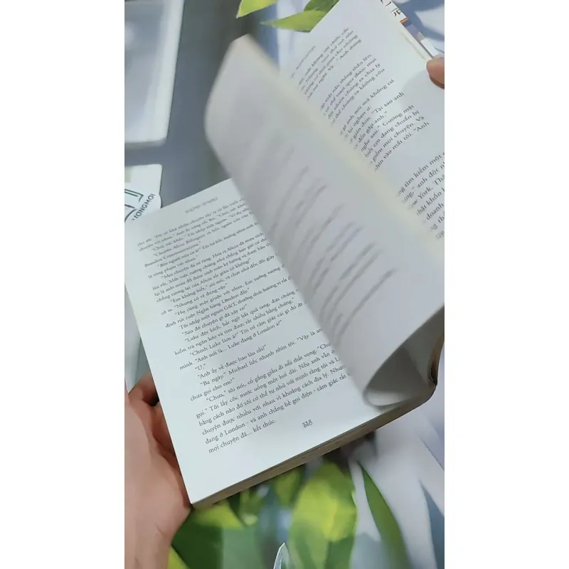 Tín Đồ Shopping Oanh Tạc Manhattan - Sophie Kinsella 744776