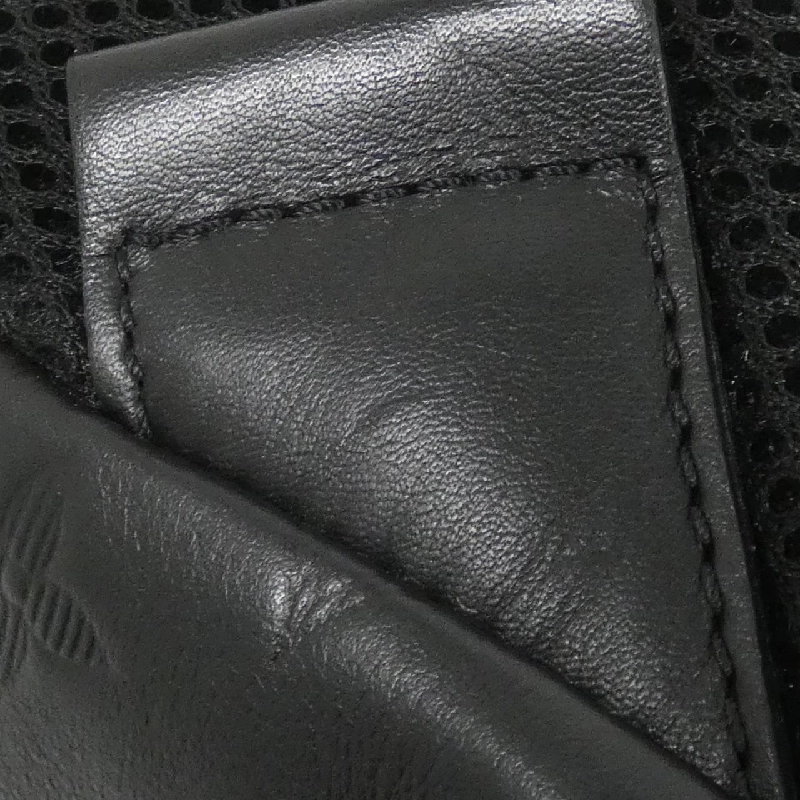 Túi đeo chéo Louis Vuitton Monogram Shadow Racer M46107 610997