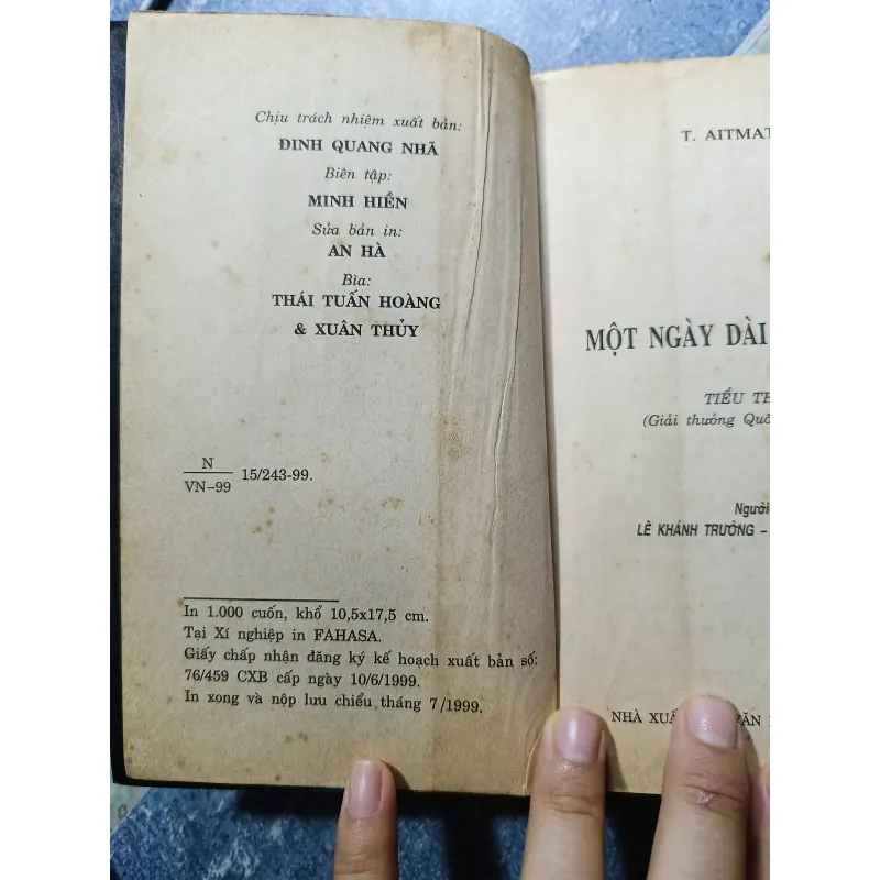 Tủ sách văn học Nga - Xô Viết 993606