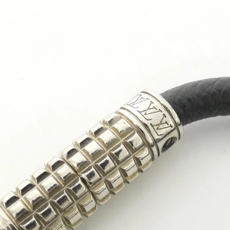 Louis Vuitton Taiga Bracelet Digit 19cm M6629E - Hàng hiệu Chính hãng 772207