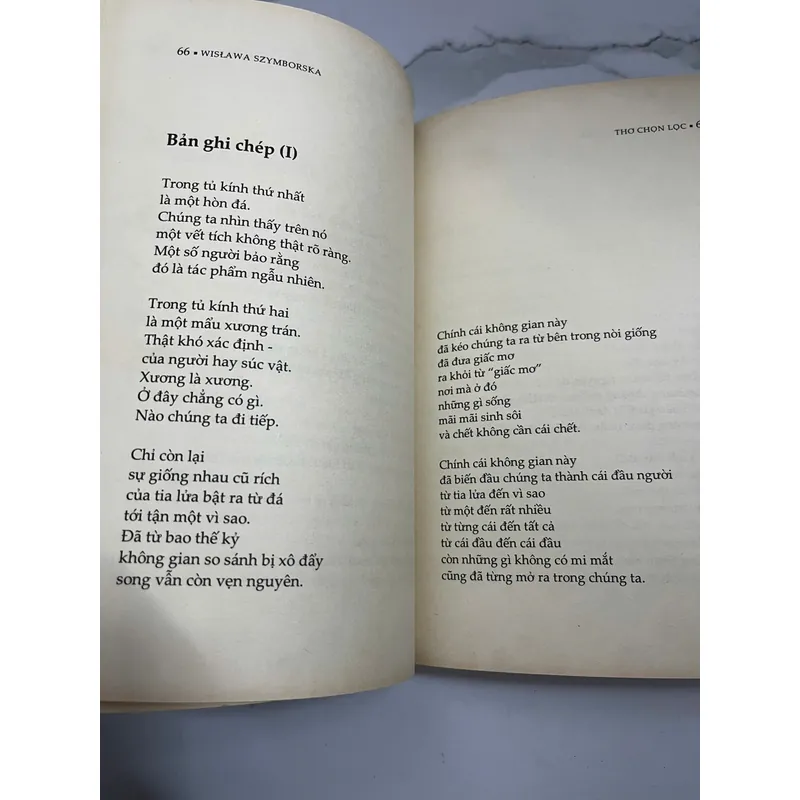 có chữ ký dịch giả TẠ MINH CHÂU - Thơ chọn lọc - Wisława Szymborska -NOBEL VĂN CHƯƠNG 1996 1058565