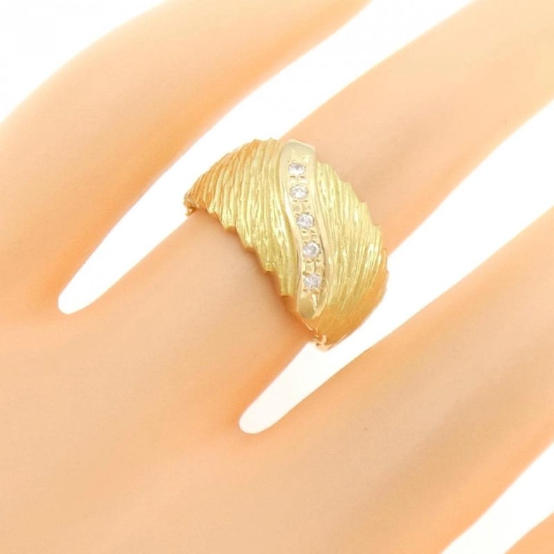 Nhẫn kim cương K18YG 0.05CT 670067